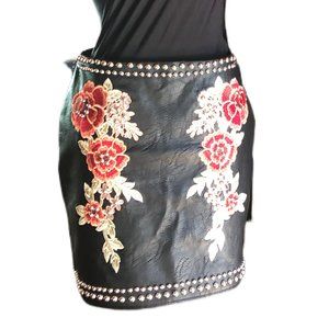 Romeo + Juliet Couture Vegan Leather Skirt